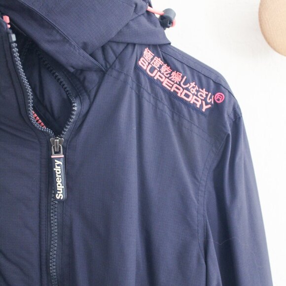 Superdry Wincheater Japan Hooded Jacket Size Medium - Picture 2 of 10